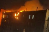 Kebakaran Besar di Gedung Apartemen Bronx, Merobek Lantai Atas