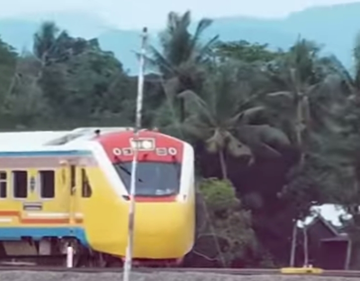 Sri Mulyani: Sekarang Warga Sulawesi Bisa Menikmati Transportasi Publik Kereta Api