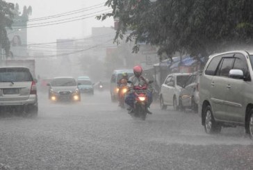 BMKG Hari Ini: Hujan Lebat Disertai Petir Landa Sejumlah Daerah di Indonesia