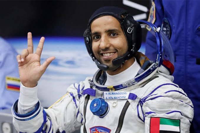 Astronaut UEA Bertekad Jalani Puasa Ramadan Saat Berada di Orbit