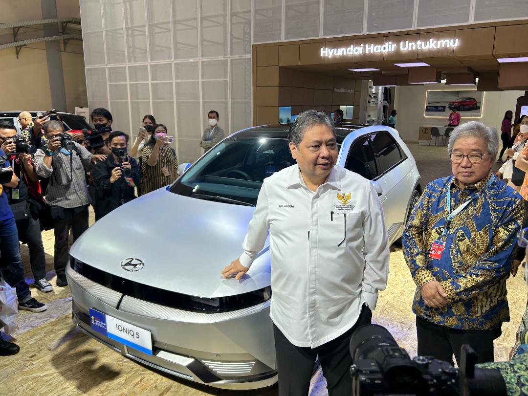 FOTO Kunjungan Airlangga dan Menperin ke Hyundai Sustainable Space di GJAW 2023