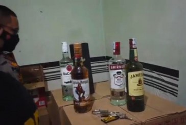 Operasi Bulan Ramadan, Polisi Sita Puluhan Botol Miras di Sawangan