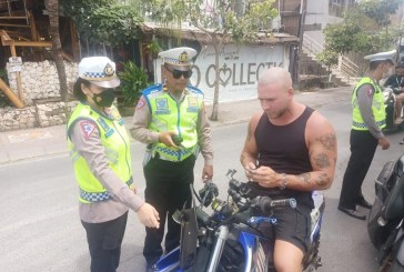 Polisi Buru Pengguna Kendaraan Bernomor Polisi Rusia yang Beredar di Bali