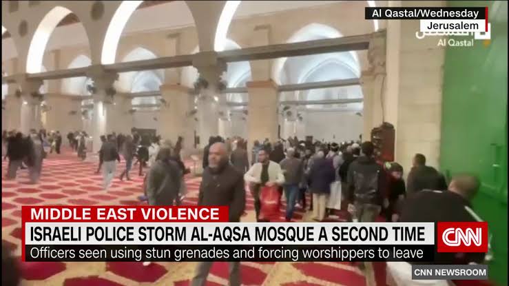 Polisi Israel Budeg! Serang Masjid Lagi Meski Dikecam Dunia Arab dan Muslim
