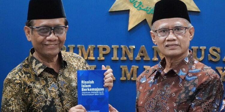 Ketua Umum PP Muhammadiyah dan Mahfud MD Bahas Isu Keumatan dan Kebangsaan   