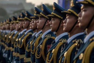 Rezim China Denda Grup Komedi $2,1 Juta, karena Lelucon tentang Militer Dianggap Memalukan