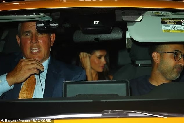 Pangeran Harry dan Meghan Tampak Gugup, Kata Sopir Taksi yang Ditumpangi