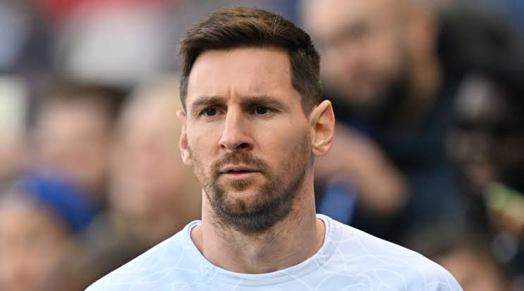 Apakah Klub-klub Liga Primer Inggris akan Meminang Messi?