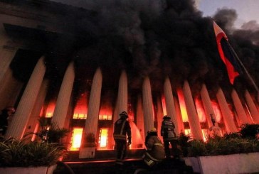 Kebakaran Besar Hancurkan Kantor Pos Bersejarah Filipina