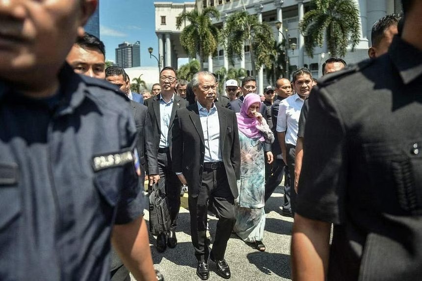 Minta Suap Putra Mantan PM Malaysia, Pengusaha dan Petugas KPK Didakwa Pengadilan