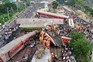 Lebih dari 80 Mayat Tak Teridentifikasi Setelah Kecelakaan Kereta Api di India