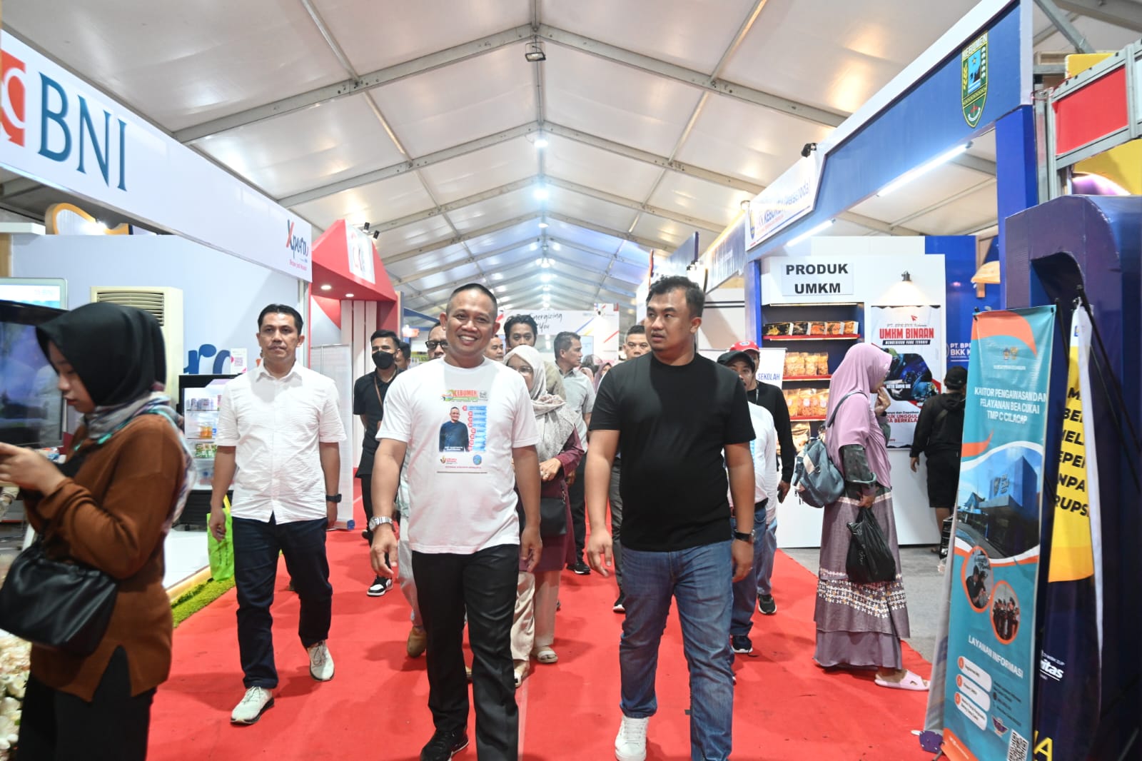 Kunjungi Kebumen International Expo, Ketua APKASI Beri Apresiasi