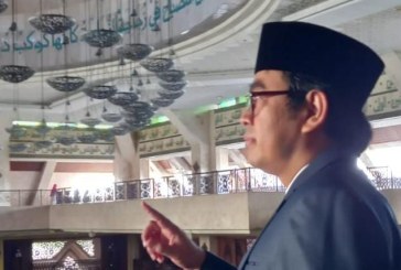 Khotbah Iduladha, Guru Besar UIN Jakarta Serukan Jaga Harmoni Sambut Pesta Demokrasi 2024