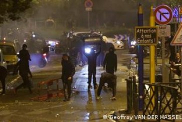 Bunuh Remaja “Melanggar” Lalu Lintas, Polisi Prancis Ditahan dan Didakwa Saat Aksi Demo Rusuh