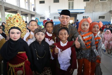 Menko PMK Tegaskan Bangun SDM Unggul dan Berkualitas unuk Gapai Indonesia Emas 2045
