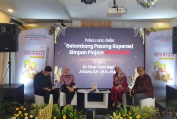 Dewi Tenty Septi Artiany Luncurkan Buku “Gelombang Pasang Koperasi Simpan Pinjam Indonesia”