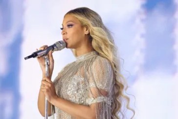 Penari Kehormatan Beyoncé Ditikam Sampai Mati di Pompa Bensin