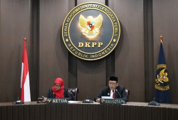 DKPP Beri Sanksi Pelanggaran KEPP kepada Anggota dan Sekretaris KPU Kabupaten Simalungun