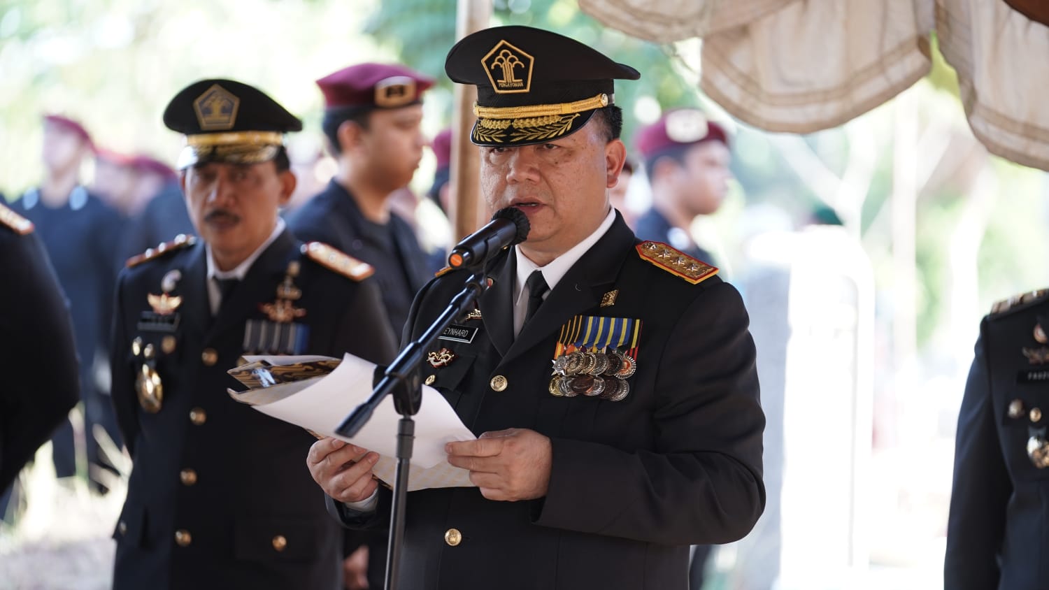 Penghormatan Terakhir, Dirjenpas Pimpin Upacara Pemakaman Handoyo Sudradjat