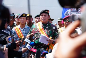 Mau Piting Pengunjuk Rasa, Haruskah Panglima TNI Mundur?