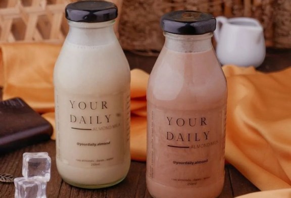 Your Daily Almond Milk Jadi Alternatif terhadap Mereka yang Alami Alergi Susu Sapi