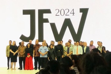 Resmi Dibuka, JFW 2024 Rayakan Kreativitas dan Gaya Lintas Generasi