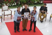 FOTO Duet Prabowo-Gibran Daftar ke KPU