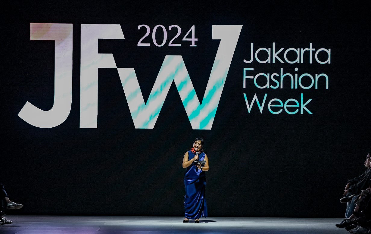 JFW 2024 Resmi Ditutup, Sukses Tampilkan Ratusan Karya Desainer Lokal dan Mancanegara