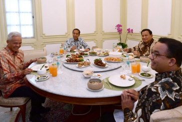 Berlangsung Hangat, Jokowi Santap Siang Bersama Prabowo, Ganjar, dan Anies di Istana Merdeka