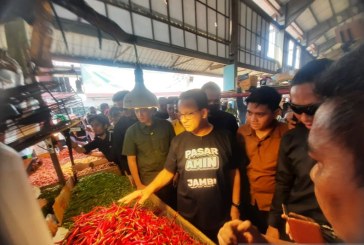 Anies Nyatakan Prihatin Pedagang di Pasar Angso Duo Jambi Terjerat Rentenir