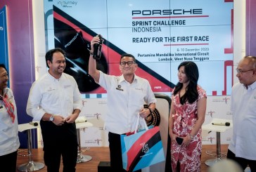 Menparekraf Dukung Porsche Sprint Challenge Indonesia 2023 untuk Perkuat Wisata Olahraga di NTB