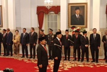 Jokowi Lantik Hadi sebagai Menko Polhukam dan AHY Jadi Menteri ATR
