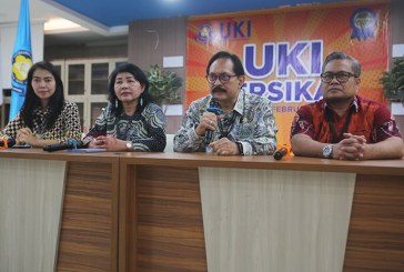 Sivitas Akademika UKI Turut Bersikap Kritis terhadap Pemerintahan Jokowi
