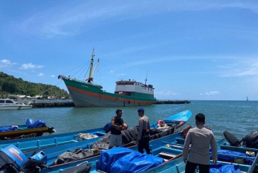 Tingkatkan Kamtibmas di sekitar Pulau Kota Ternate, Direktorat Polairud Polda Malut Gelar Patroli Perairan