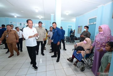 Jokowi Tinjau Layanan BPJS Kesehatan di RSUD Sekadau