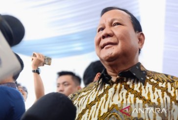 Prabowo Tersenyum saat Ditanya mengenai Rencana Pertemuan dengan Megawati