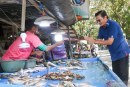 Fadel Ikut Rayakan Tradisi Lebaran Ketupat di Gorontalo