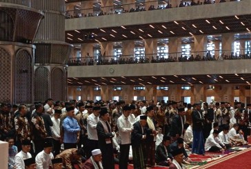 Jokowi dan Ma’ruf Salat Idulfitri 1445 H di Masjid Istiqlal Jakarta
