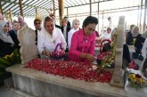 Peringati Hari Kartini, Menteri PPPA Lakukan Ziarah ke Makam RA Kartini